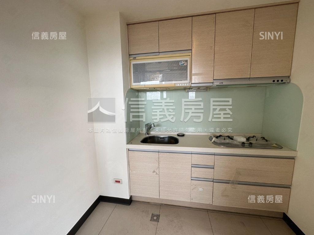 府中近捷運採光電梯兩房房屋室內格局與周邊環境