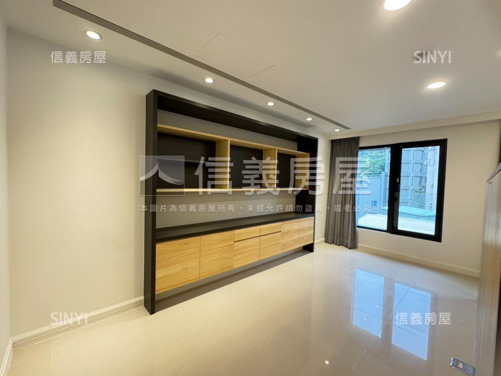 詠大直氣宇軒昂房屋室內格局與周邊環境