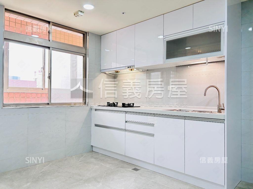 龍之鄉精美景觀三房車位房屋室內格局與周邊環境