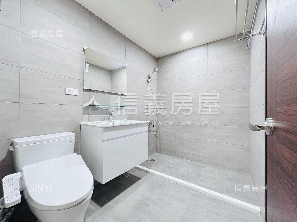 龍之鄉精美景觀三房車位房屋室內格局與周邊環境