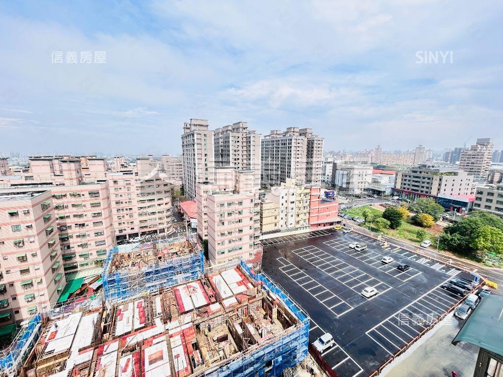 龍之鄉精美景觀三房車位房屋室內格局與周邊環境