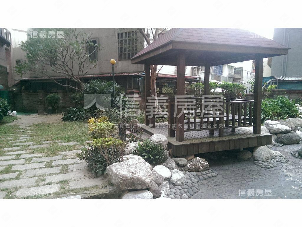 龍之鄉精美景觀三房車位房屋室內格局與周邊環境