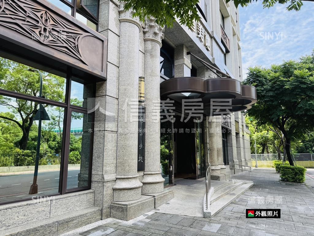 優聖美地高樓附車位房屋室內格局與周邊環境