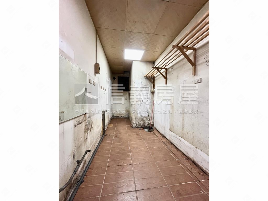 塗城路黃金透天住店房屋室內格局與周邊環境