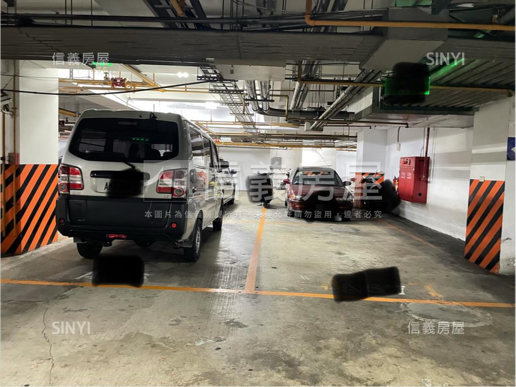 阿姆斯壯廠辦公室房屋室內格局與周邊環境