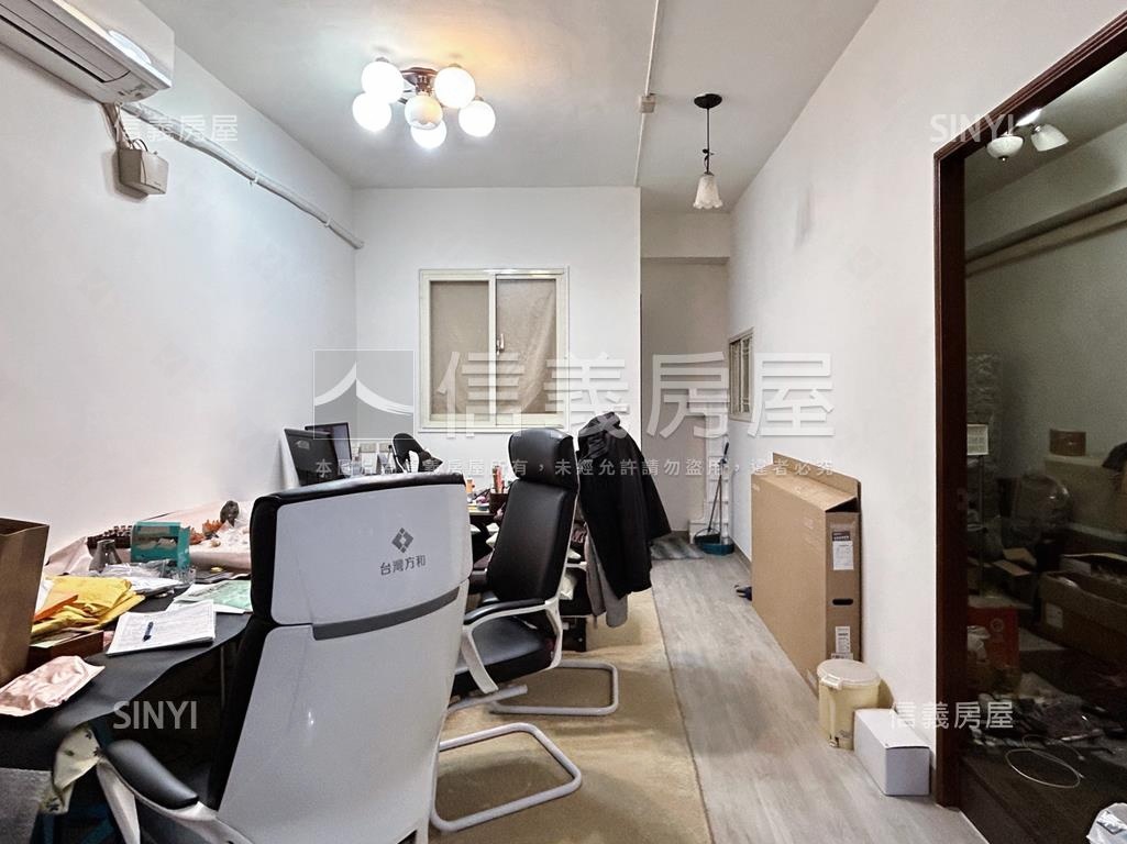 兩房公寓三樓近士林捷運房屋室內格局與周邊環境