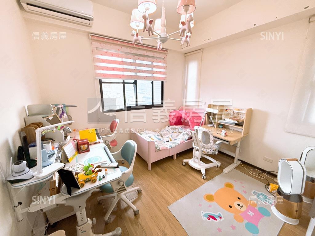 復興學區約７年平車露臺戶房屋室內格局與周邊環境
