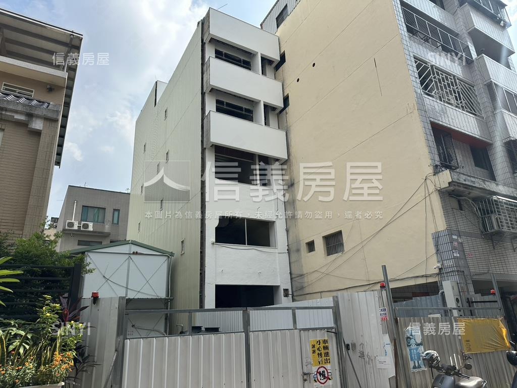 近捷運站３年內未入住透天房屋室內格局與周邊環境