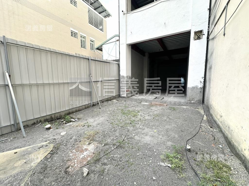 近捷運站３年內未入住透天房屋室內格局與周邊環境