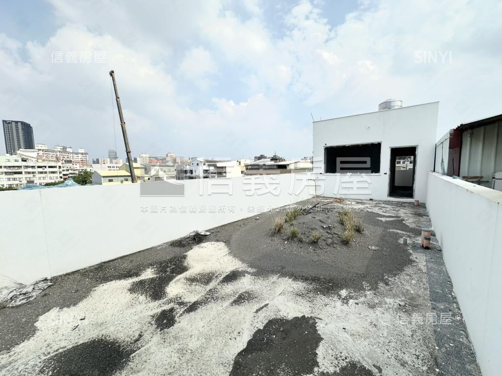近捷運站３年內未入住透天房屋室內格局與周邊環境