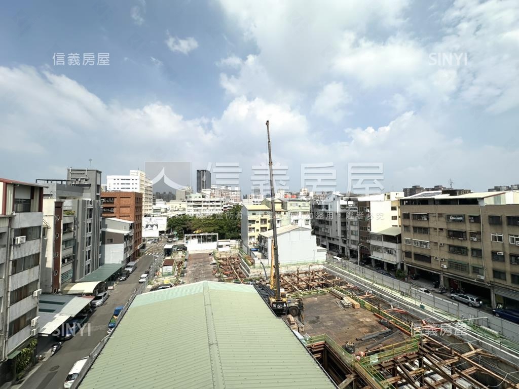 近捷運站３年內未入住透天房屋室內格局與周邊環境