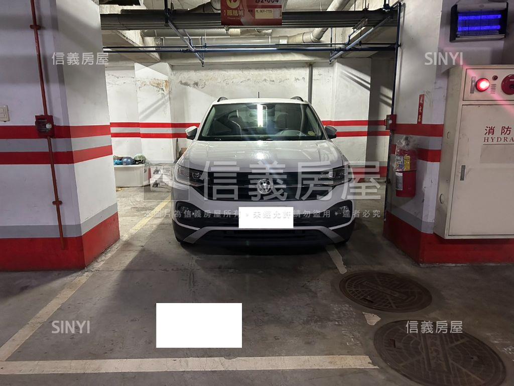 稀有太子鳳凰城３房車位房屋室內格局與周邊環境