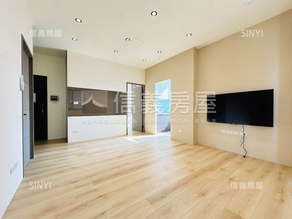 近捷運三和國中站平面車位房屋室內格局與周邊環境