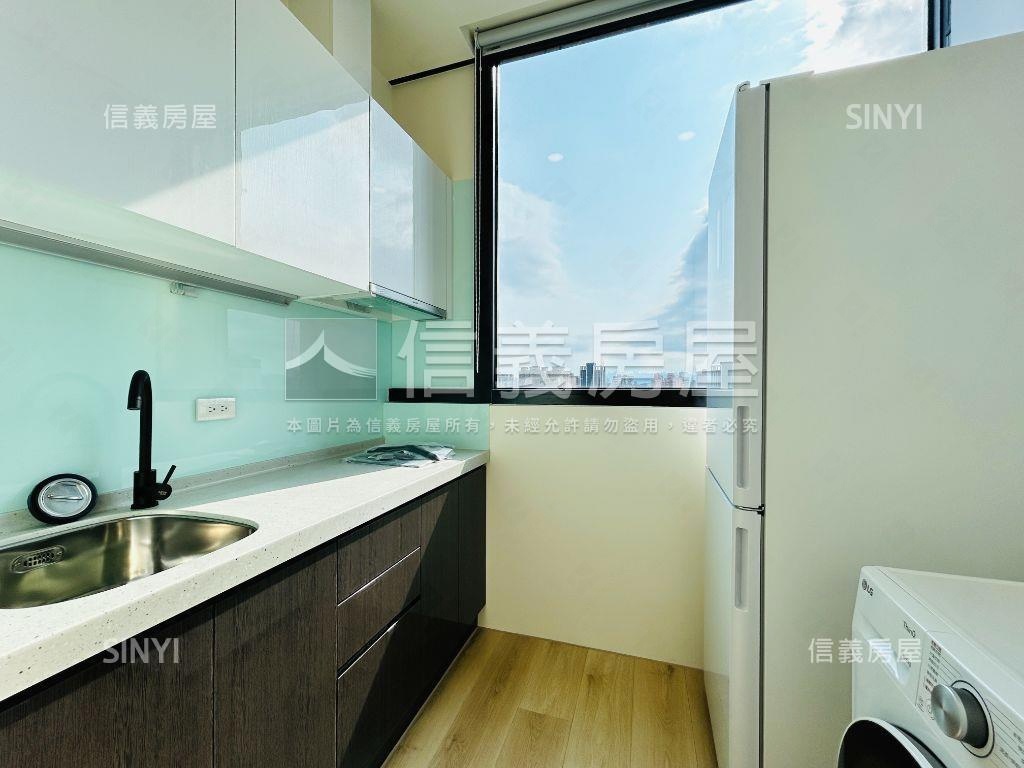 近捷運三和國中站平面車位房屋室內格局與周邊環境