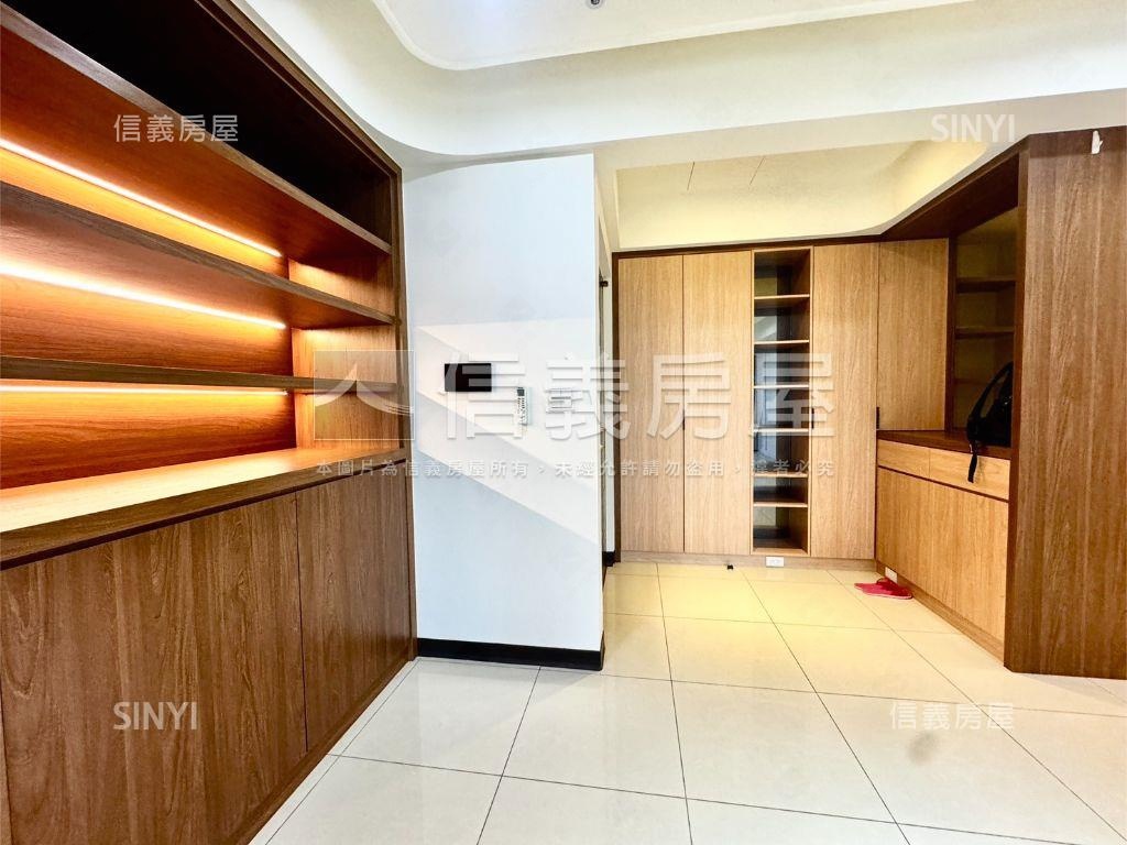 皇翔大四房雙車位精美裝潢房屋室內格局與周邊環境