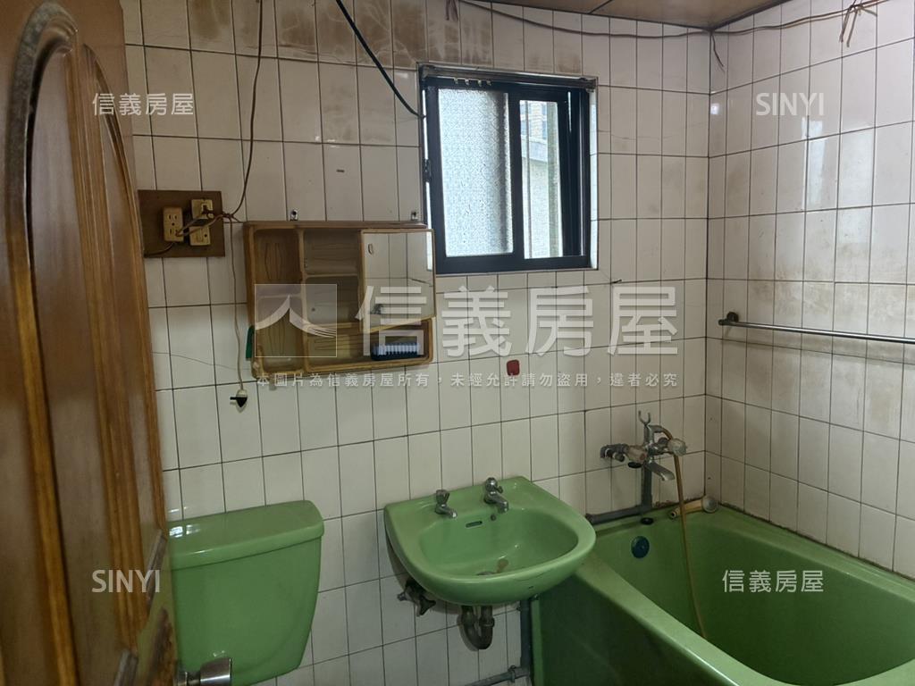 信義區永春站靜巷內梯頂佳房屋室內格局與周邊環境