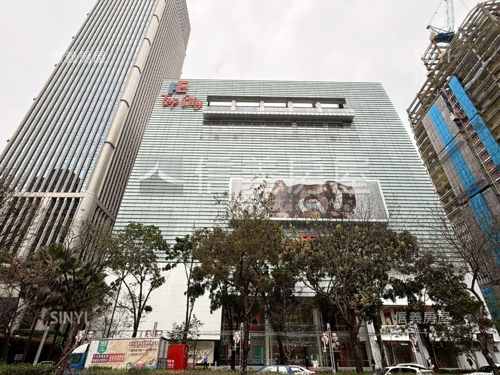 急售紀汎希兩房兩衛平車房屋室內格局與周邊環境