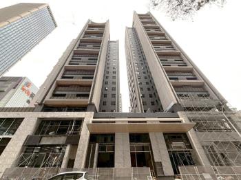 急售紀汎希兩房兩衛平車