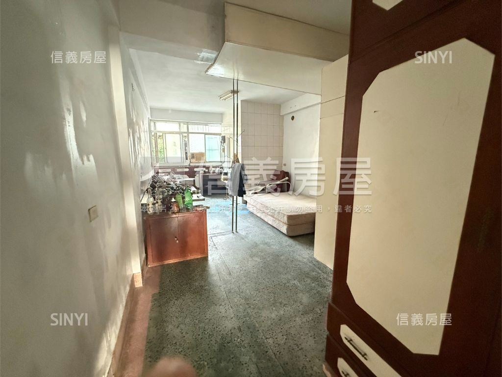 建國巷藏低總價透天宅房屋室內格局與周邊環境