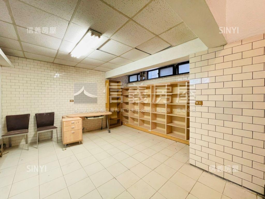 近捷運大坪林一樓房屋室內格局與周邊環境