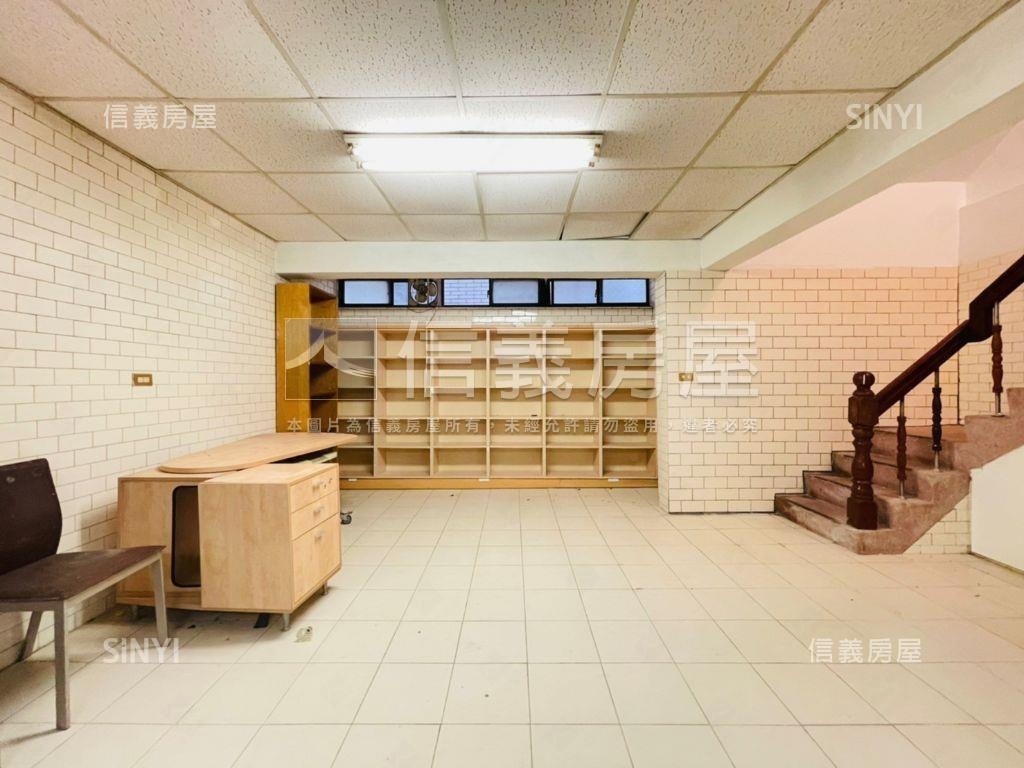 近捷運大坪林一樓房屋室內格局與周邊環境