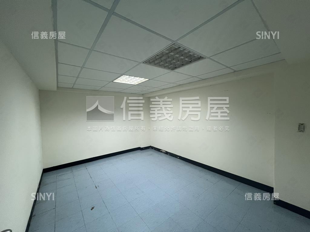 正光街近交流道靓店面房屋室內格局與周邊環境