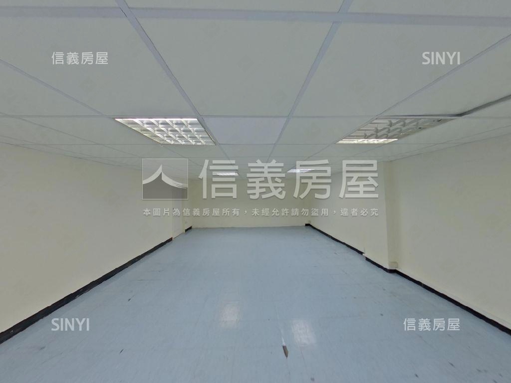 正光街近交流道靓店面房屋室內格局與周邊環境