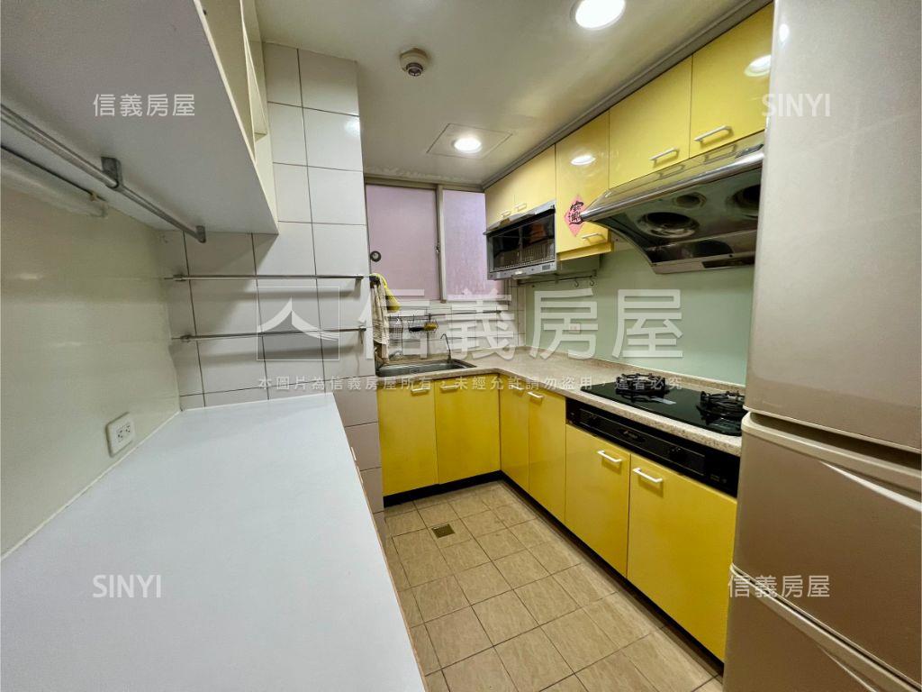 大旭地好旺３＋１大空間房屋室內格局與周邊環境