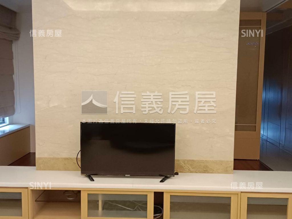 大安公園美高樓可另買車位房屋室內格局與周邊環境