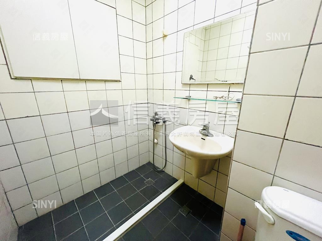 稀有低總價公寓房屋室內格局與周邊環境