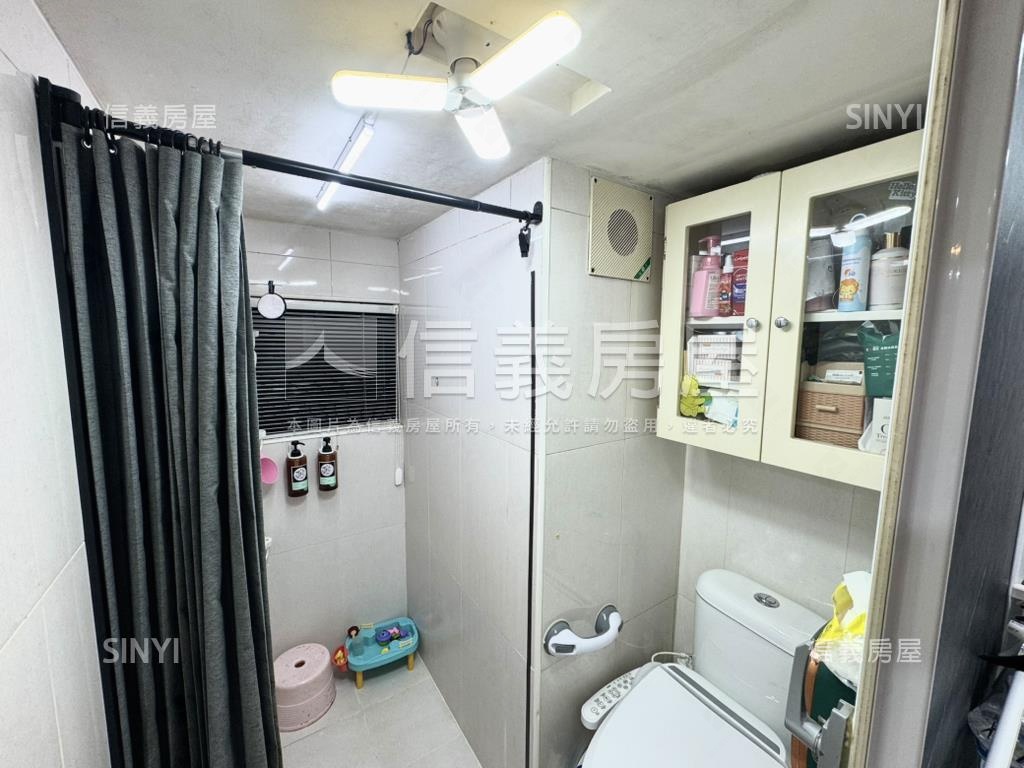 專任吉祥尊邸精美屋附車位房屋室內格局與周邊環境