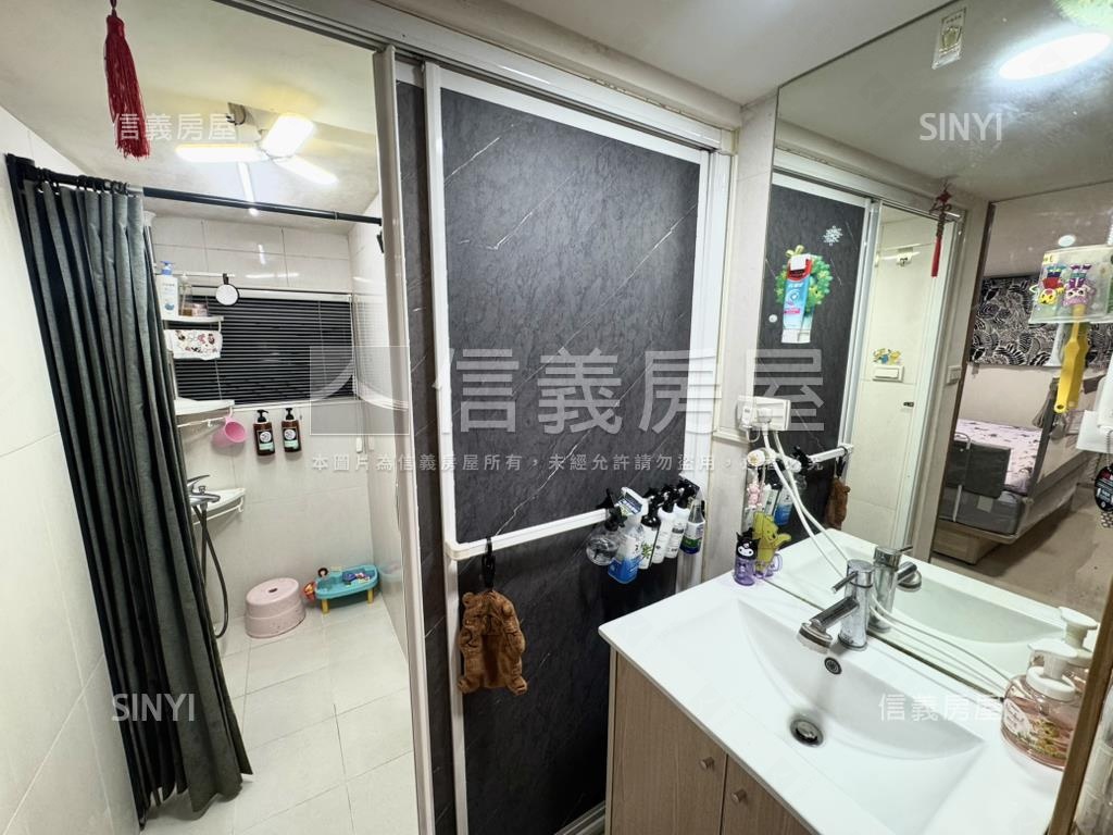 專任吉祥尊邸精美屋附車位房屋室內格局與周邊環境