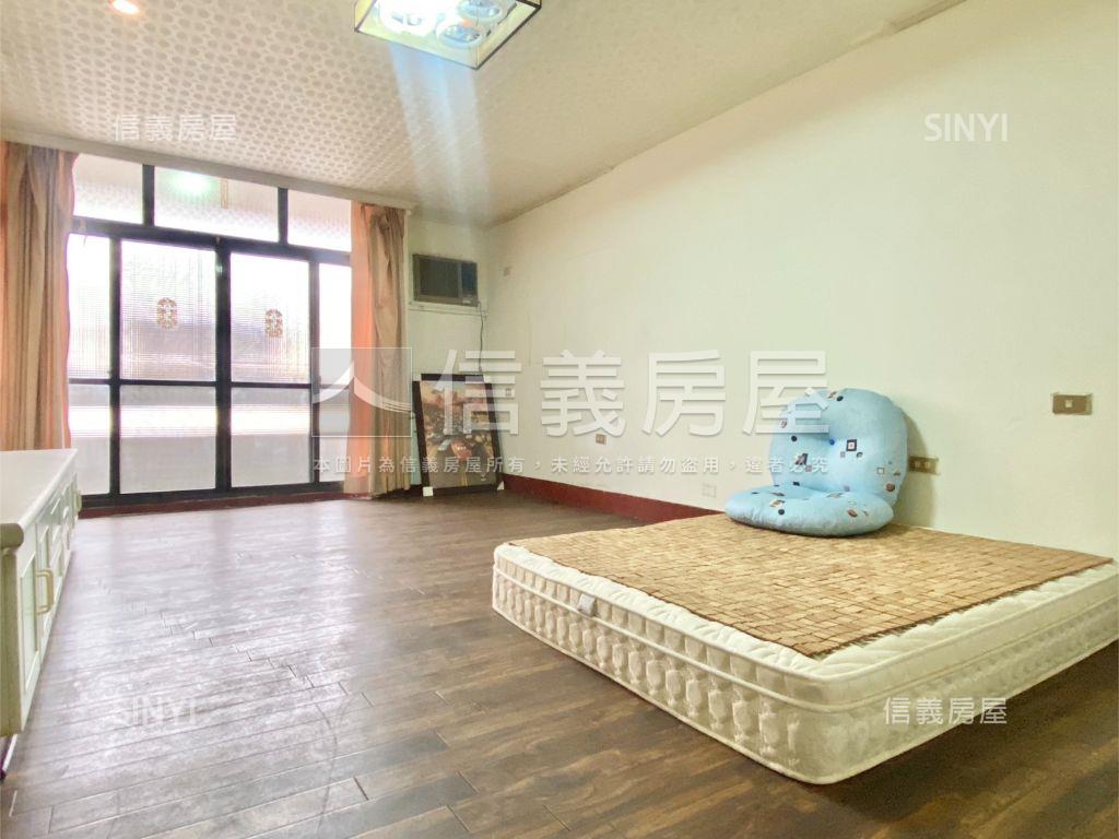 近崇光國小臨路透天房屋室內格局與周邊環境