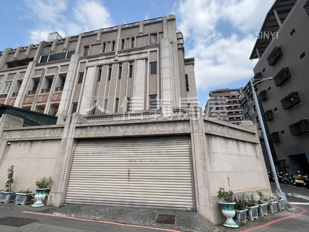 保安公園角間雙車帝王別墅房屋室內格局與周邊環境