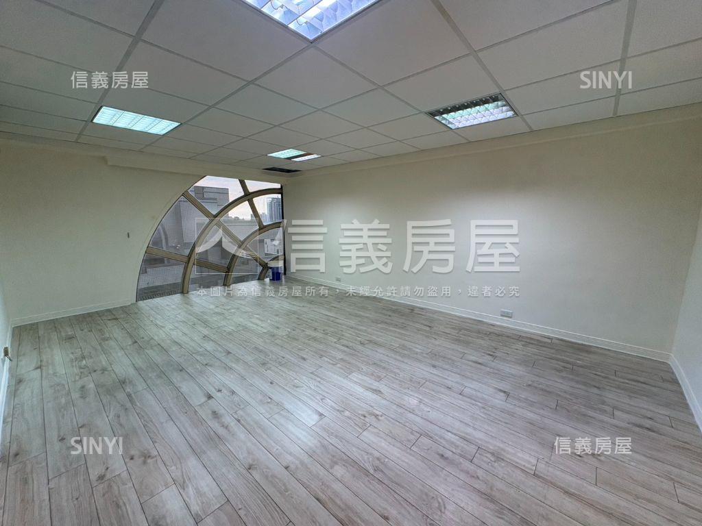 近中原！大空間採光樓中樓房屋室內格局與周邊環境