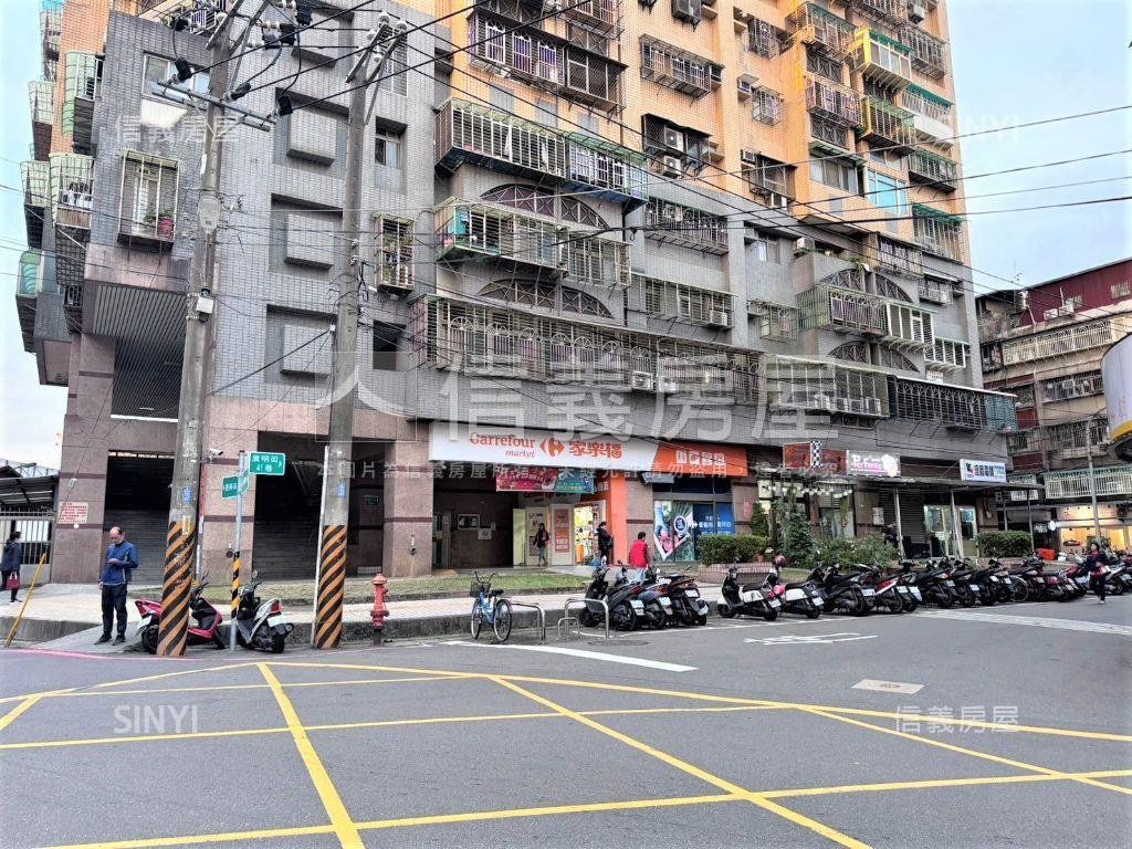 鳥語花香捷運電梯兩房房屋室內格局與周邊環境