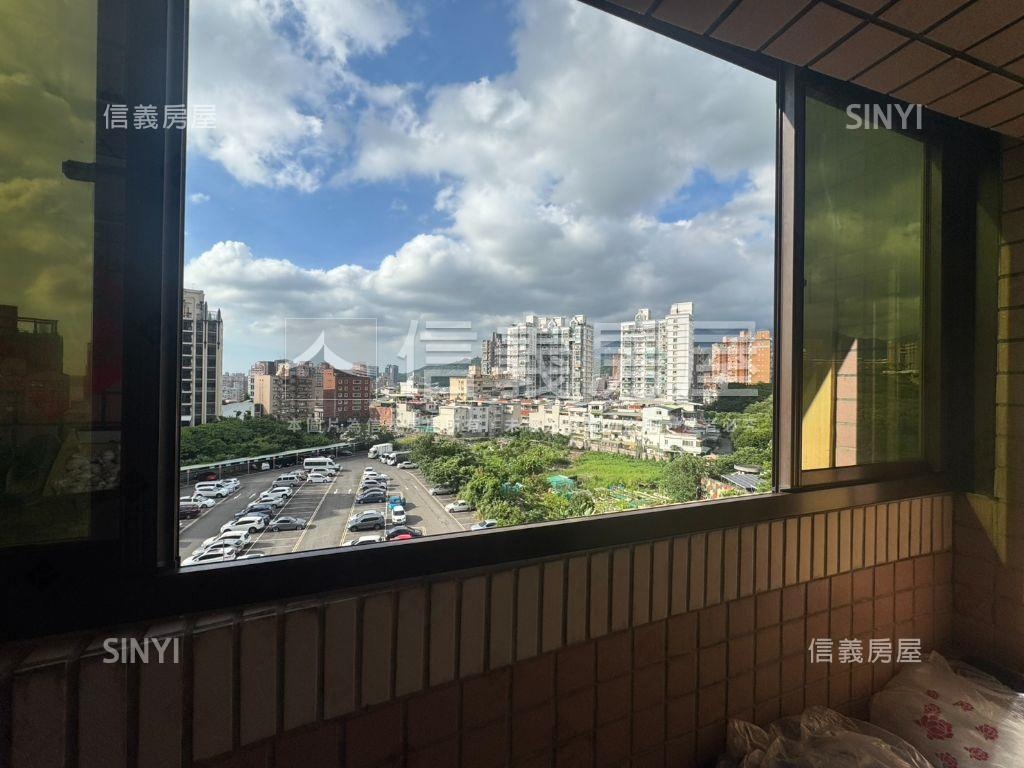 來富天廈精美裝潢稀有釋出房屋室內格局與周邊環境