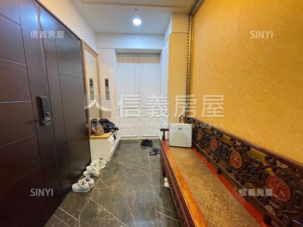 親家雲硯★４房平車露臺戶房屋室內格局與周邊環境