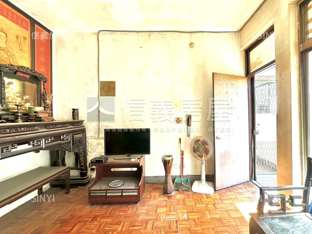 士林低總價．３樓靜巷公寓房屋室內格局與周邊環境