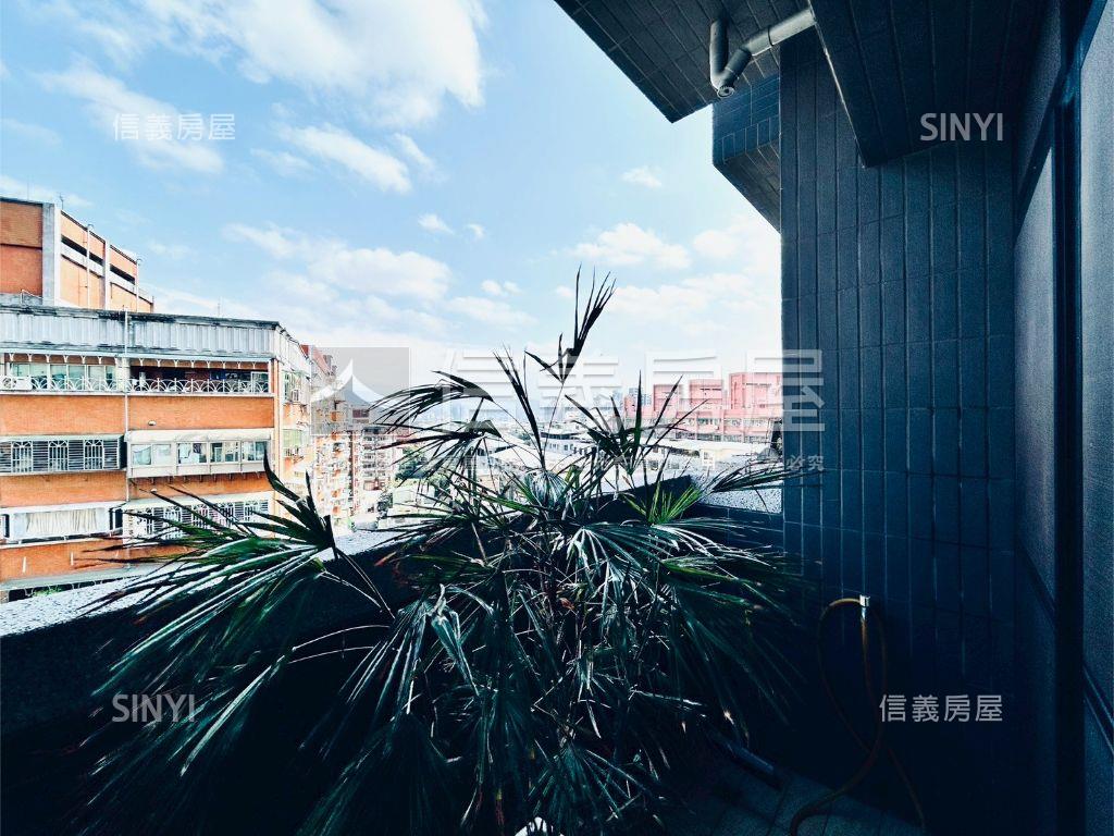 馥悅帝王傳世四房房屋室內格局與周邊環境