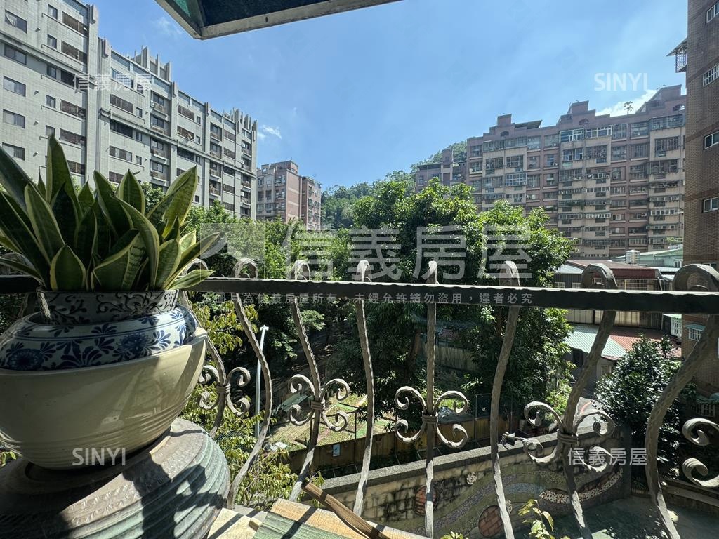 稀有麗池樂章三房好宅房屋室內格局與周邊環境