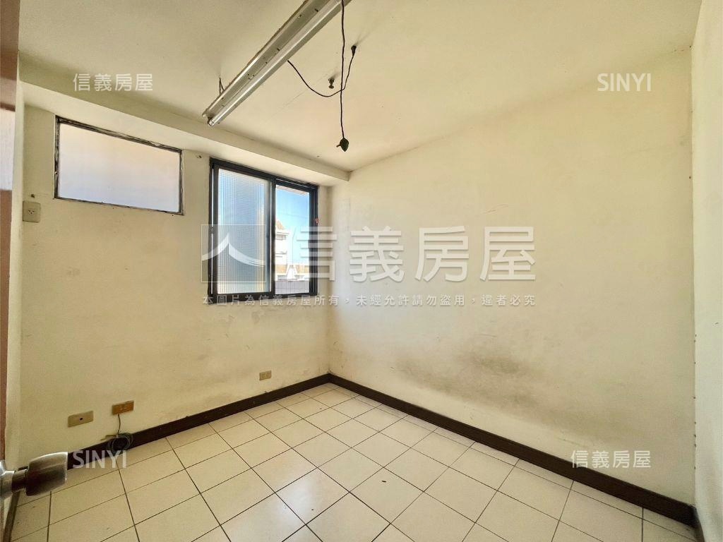 近北屯好市多視野三房房屋室內格局與周邊環境
