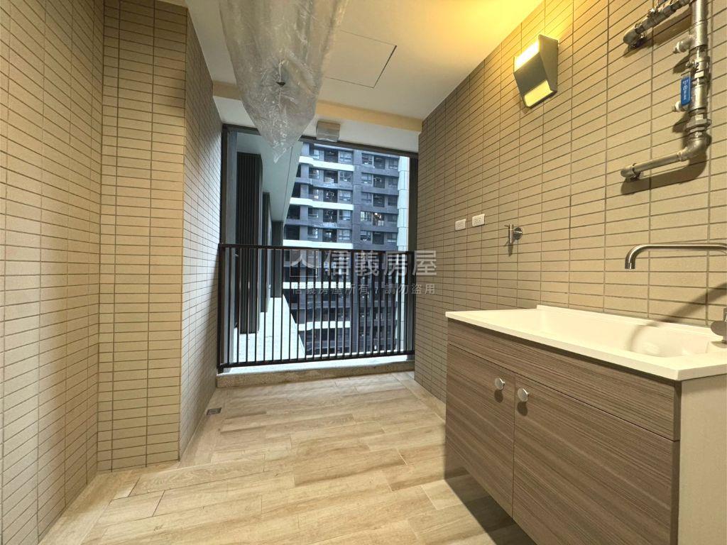 元翰門臨海質感美宅房屋室內格局與周邊環境