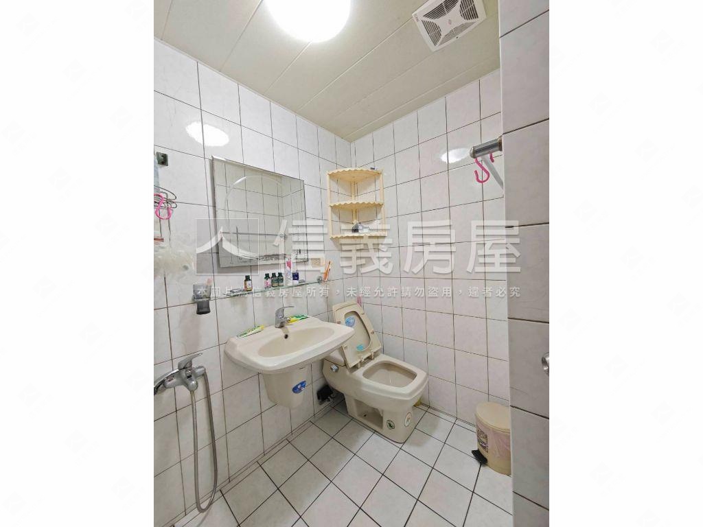 新埔捷運三房車位房屋室內格局與周邊環境