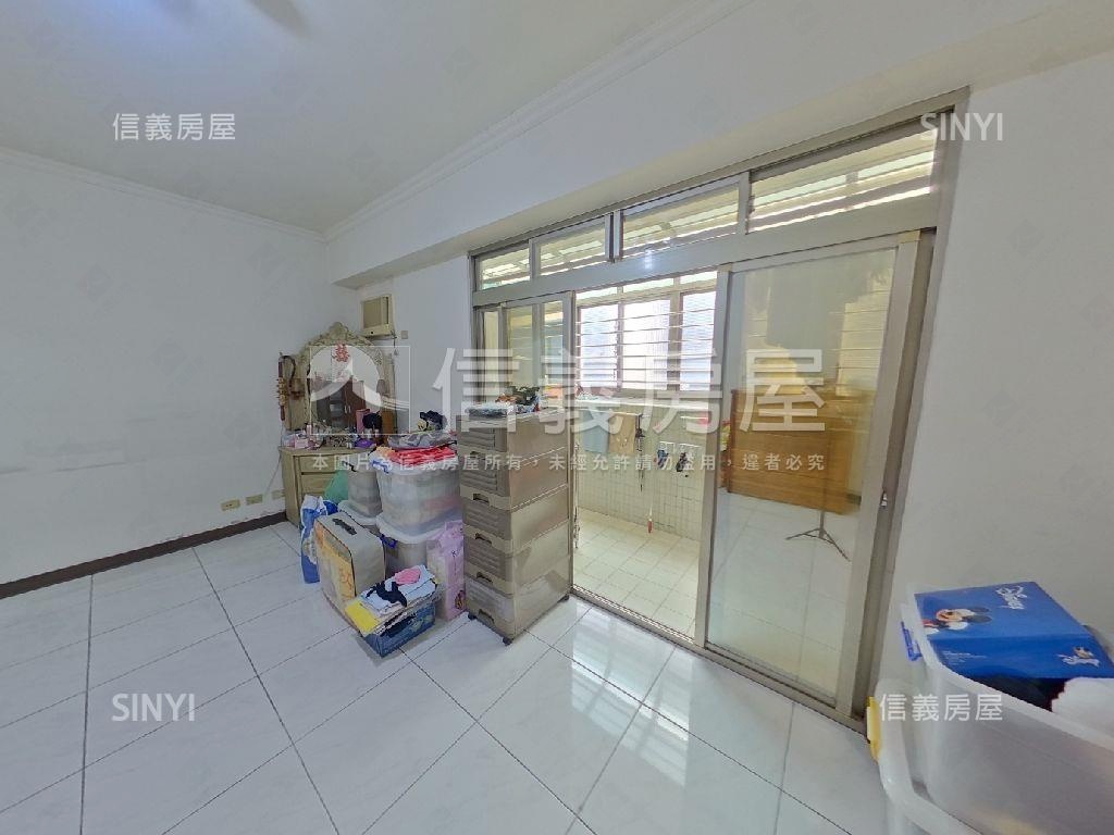 新埔捷運三房車位房屋室內格局與周邊環境