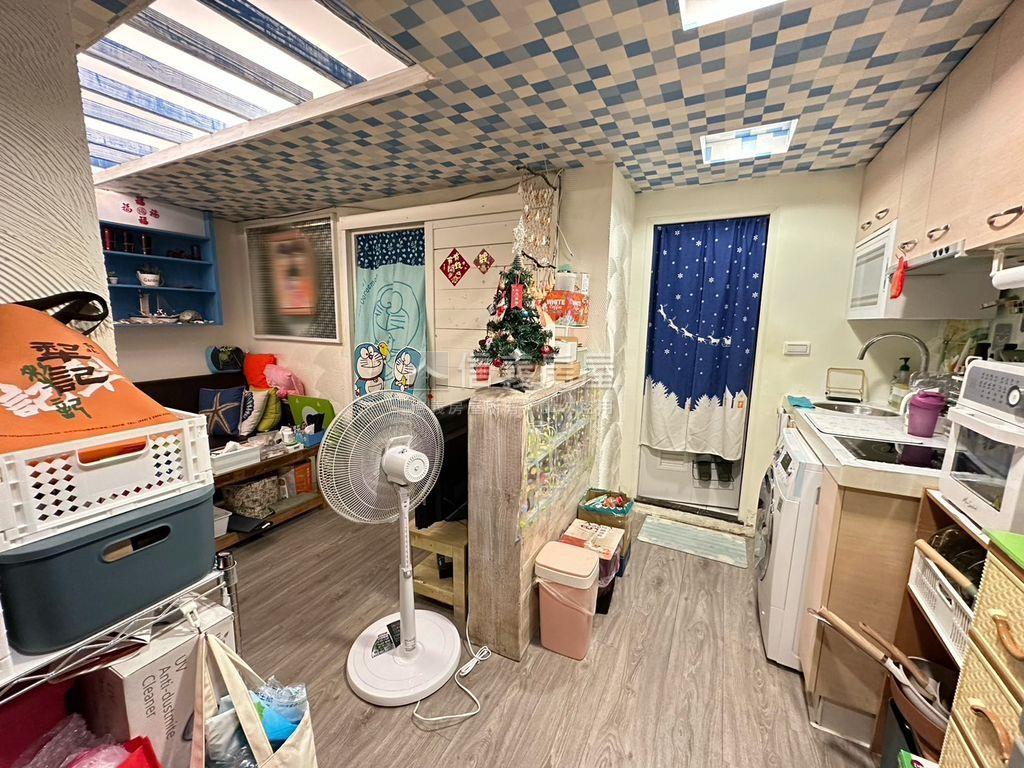 民生住辦管理兩房房屋室內格局與周邊環境