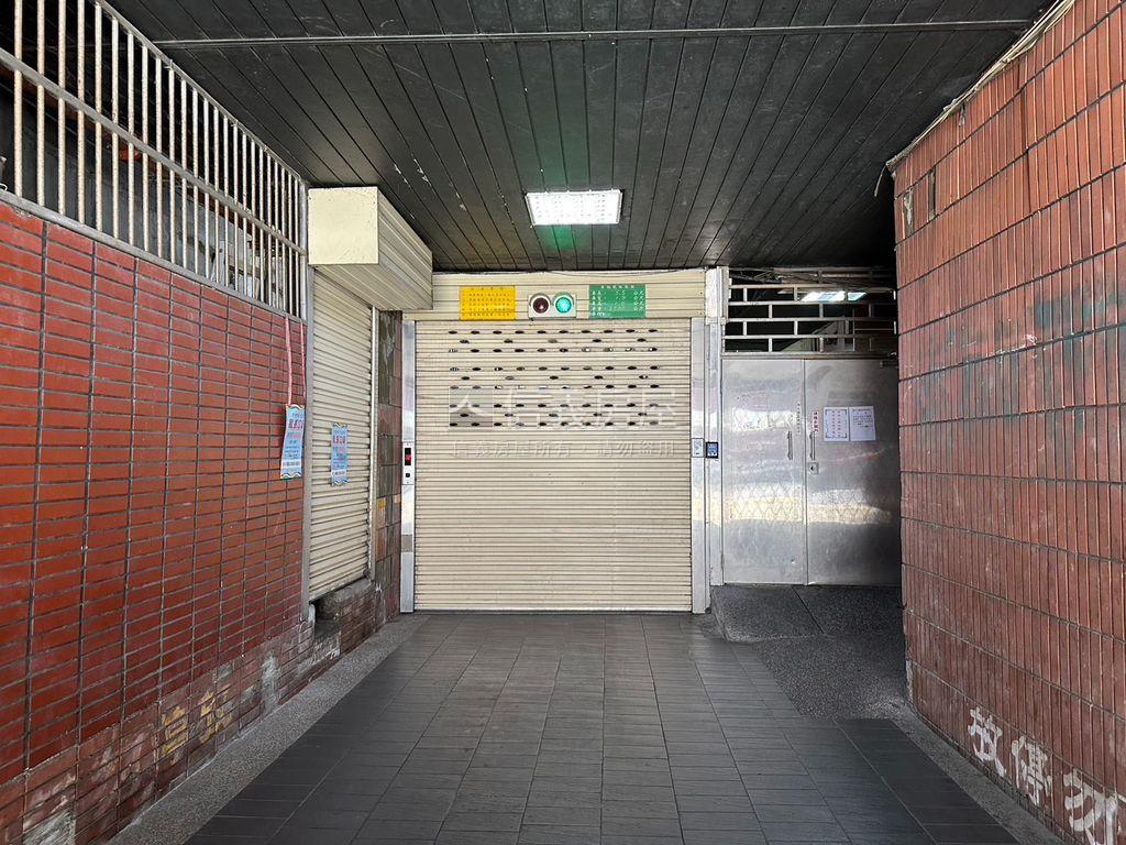 民生住辦管理兩房房屋室內格局與周邊環境