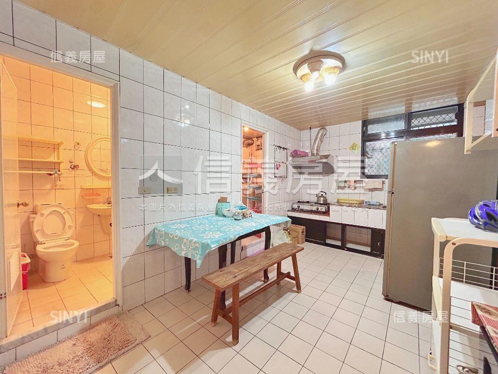 專任！民本方正三樓參房房屋室內格局與周邊環境