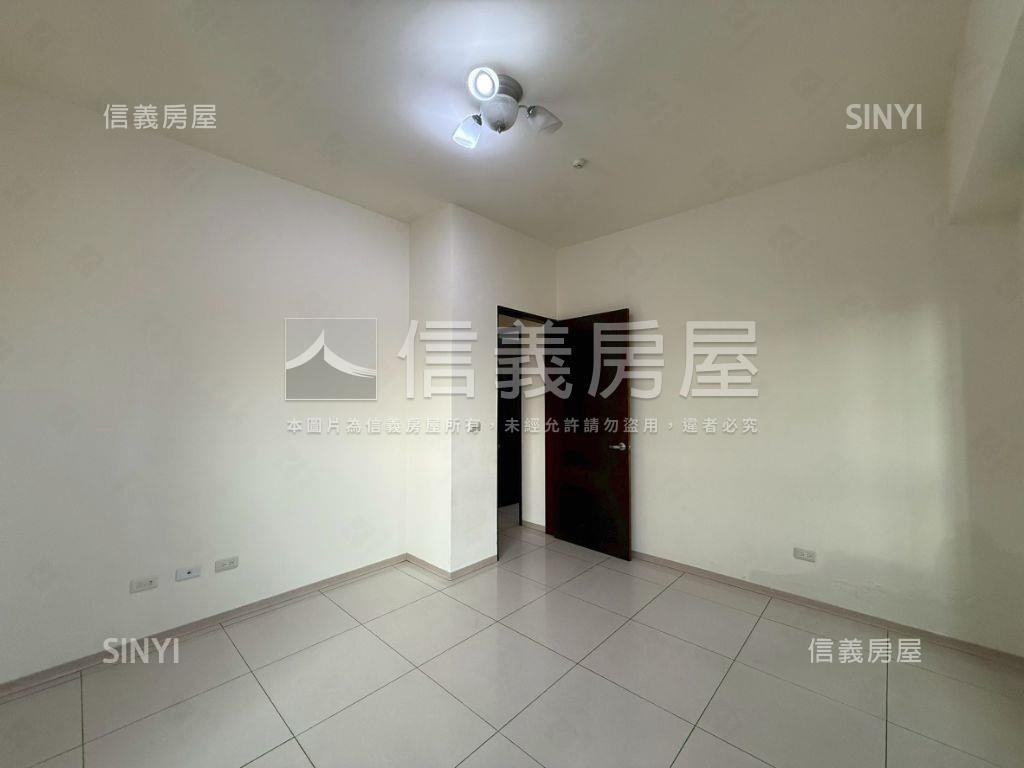 後站質感兩房稀有釋出房屋室內格局與周邊環境