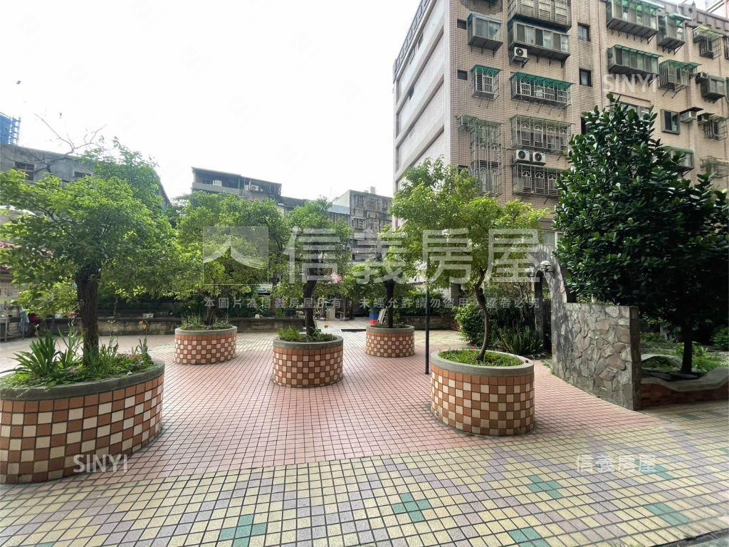 挑高好利用電梯美屋房屋室內格局與周邊環境